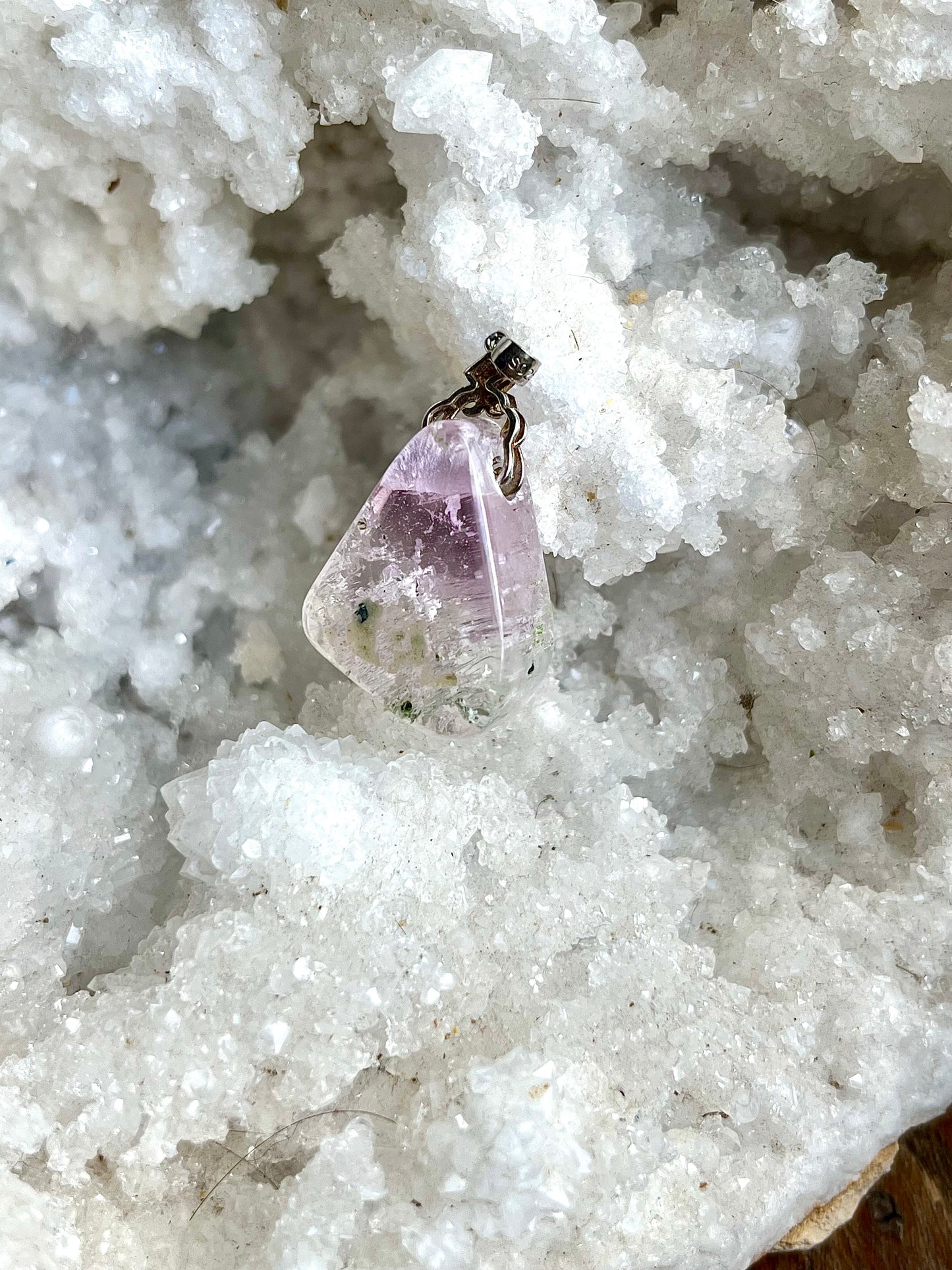 Layn La Kunzite