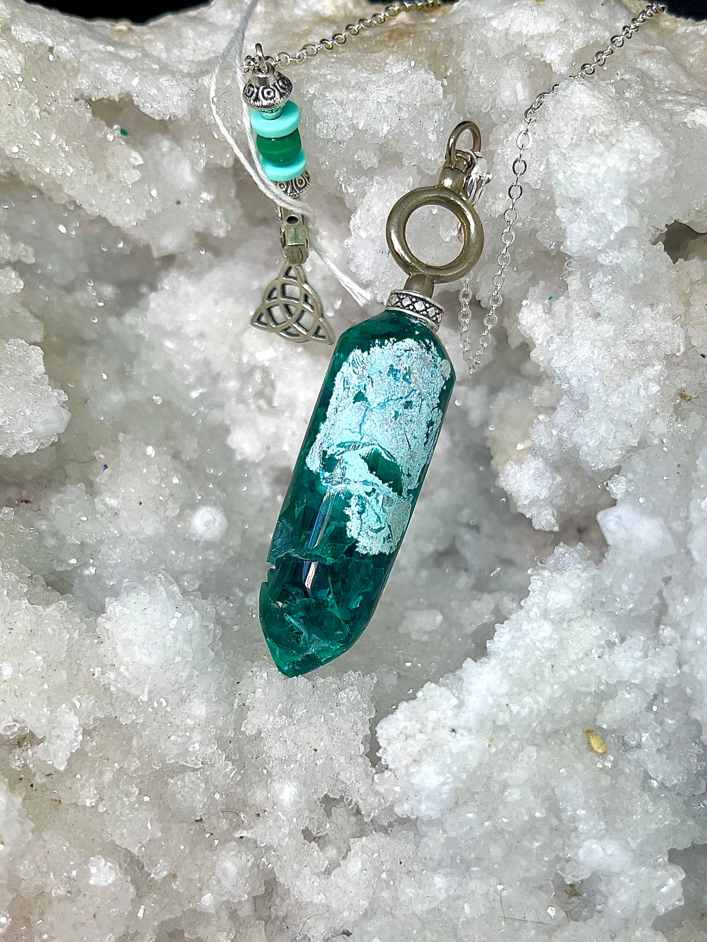 Dioptase Shattuckite