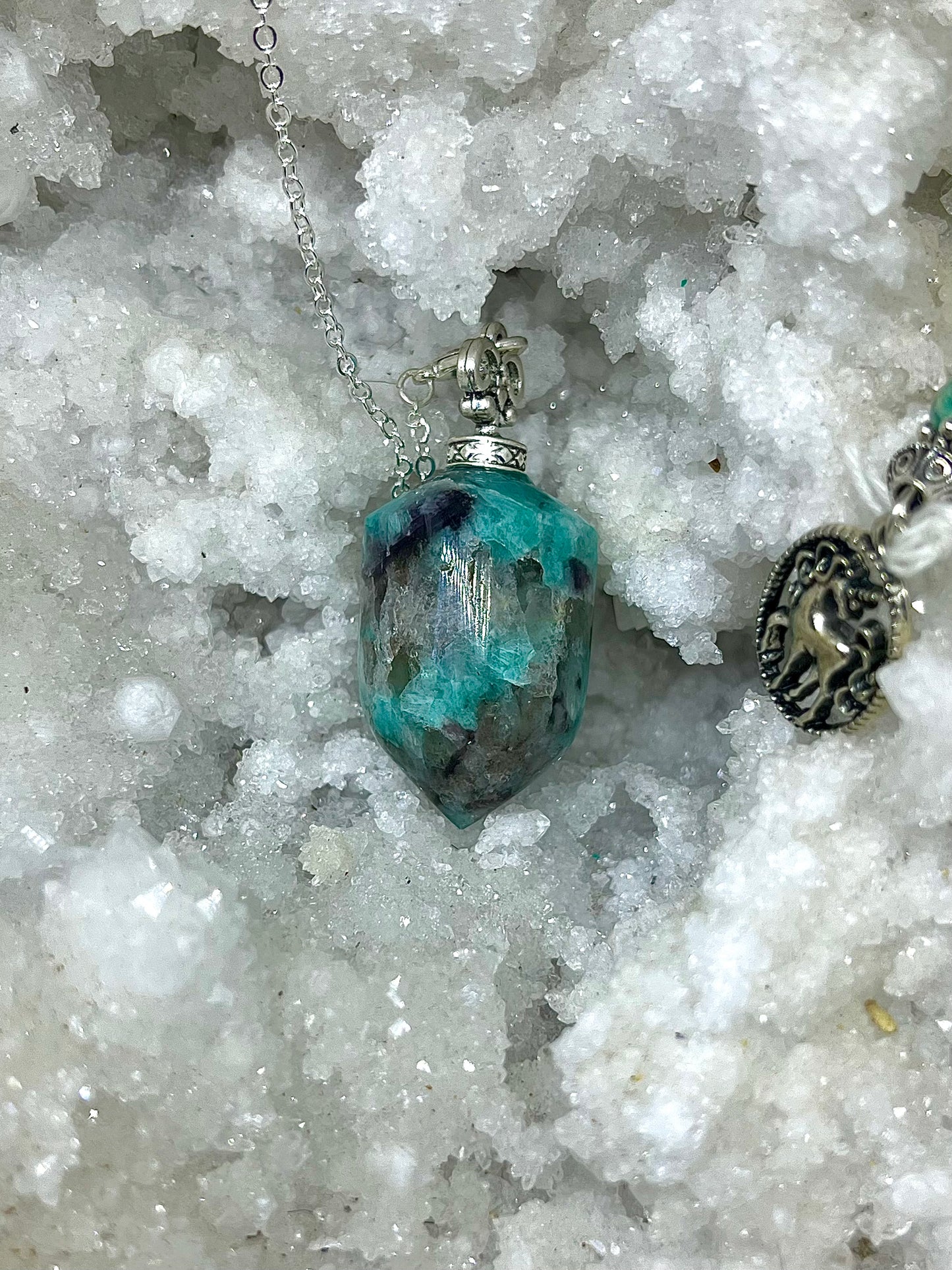 Amazonite bleue