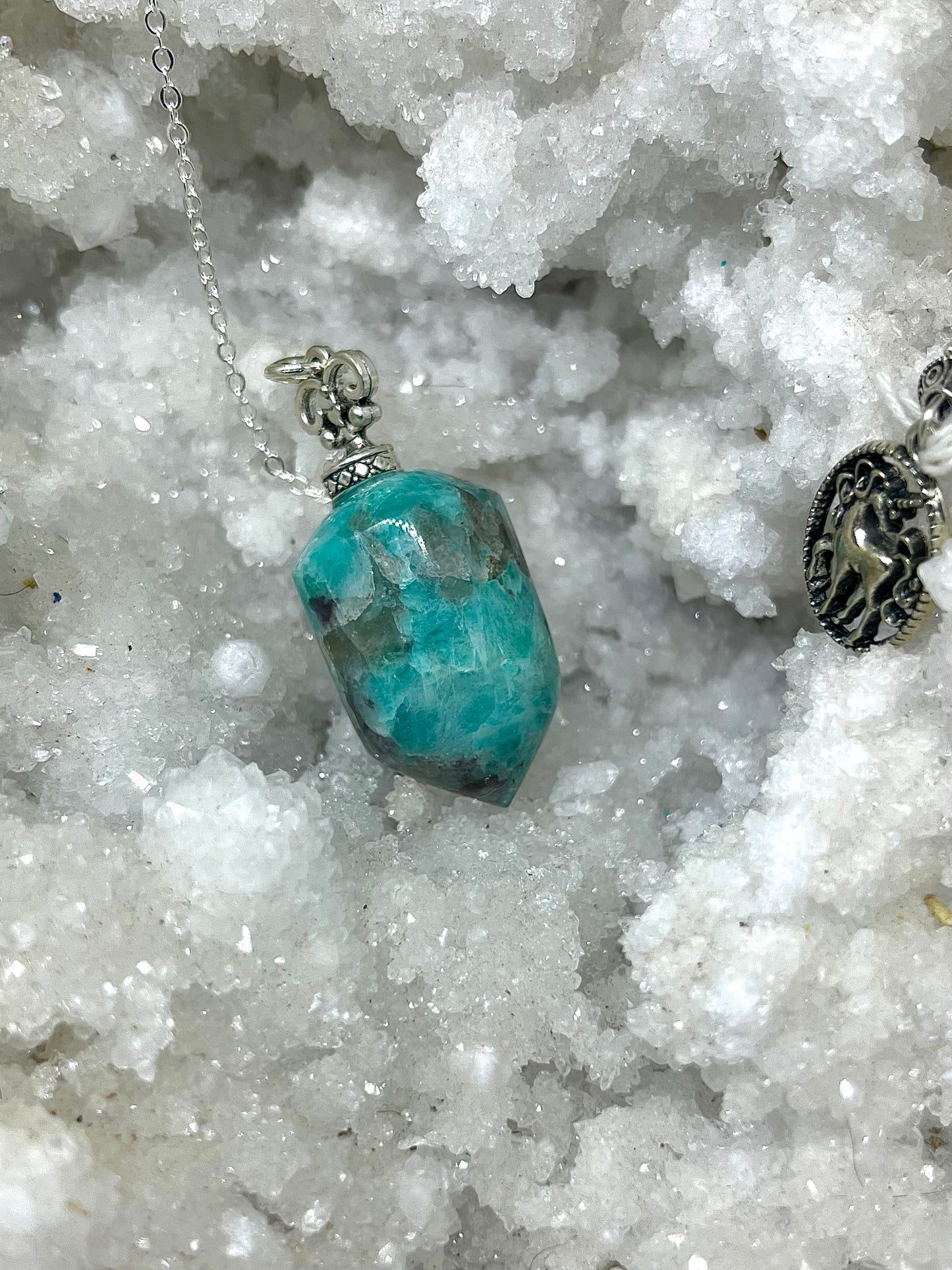 Amazonite bleue