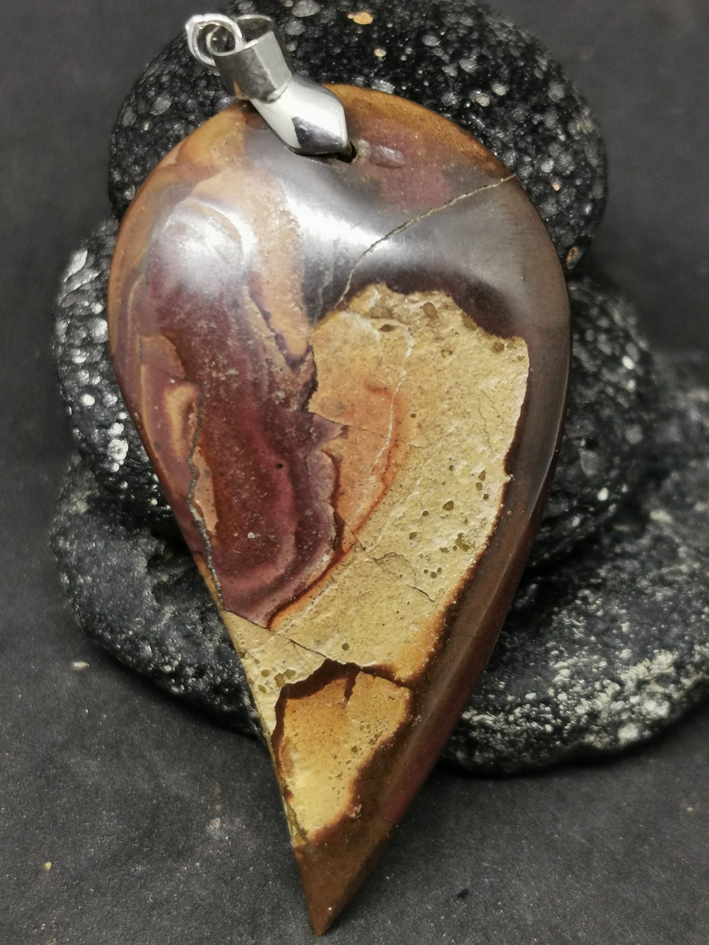 L'écriture du désert pendentif /tsesite
