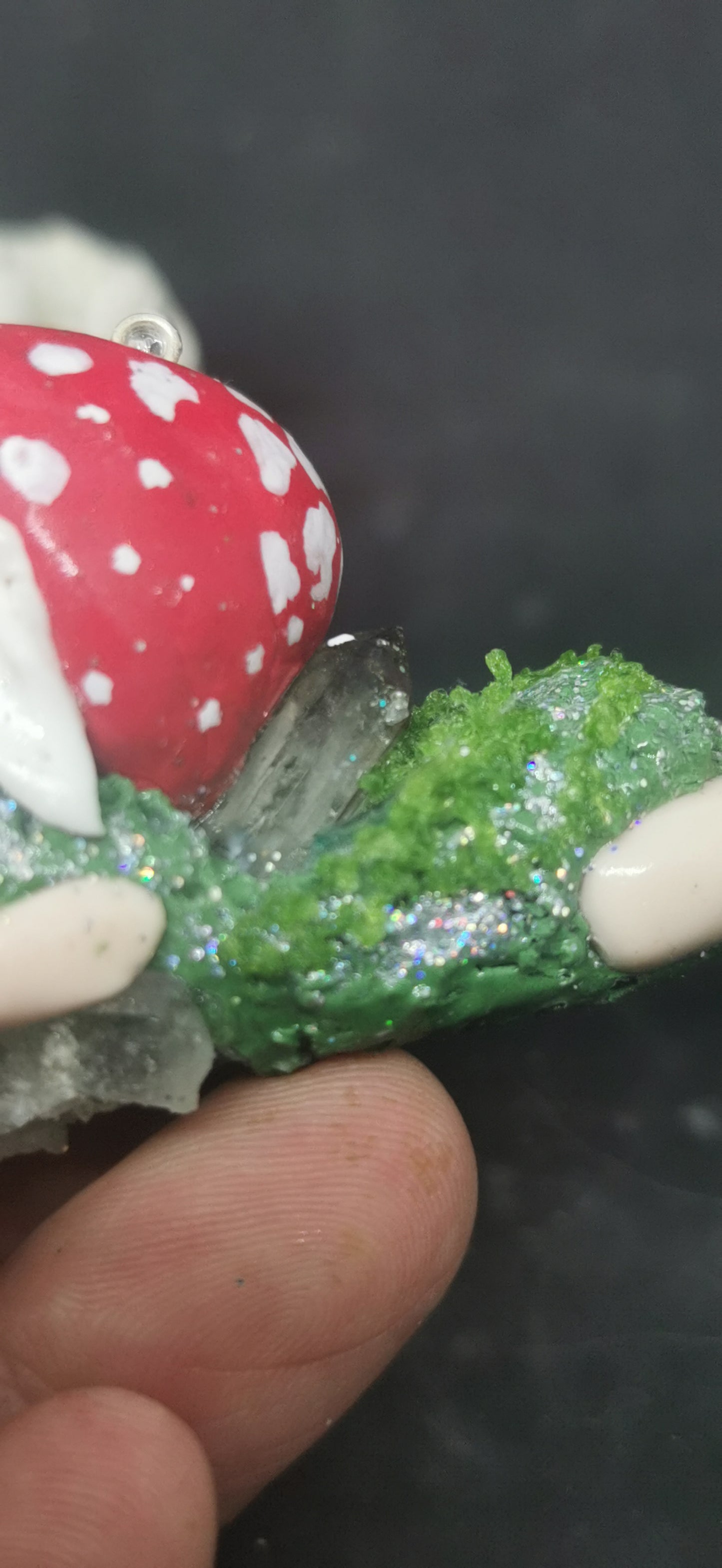 Fée porcelaine sur quartz
