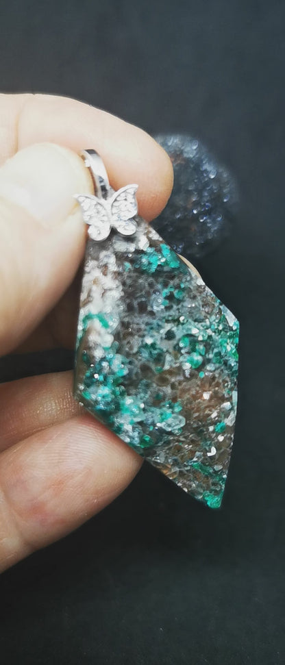 Pendentif en dioptase