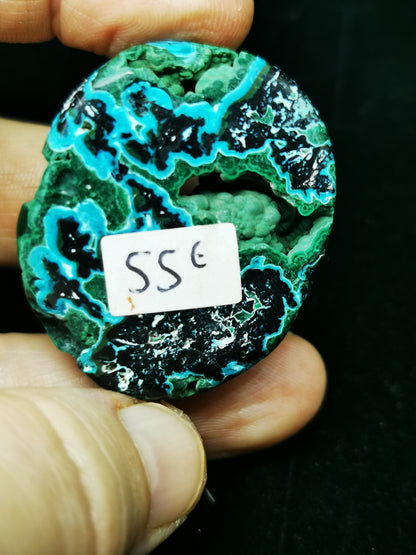 Cabochon malachite