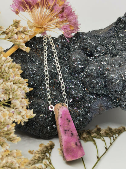 Cobaltocalcite du Congo en pendentif