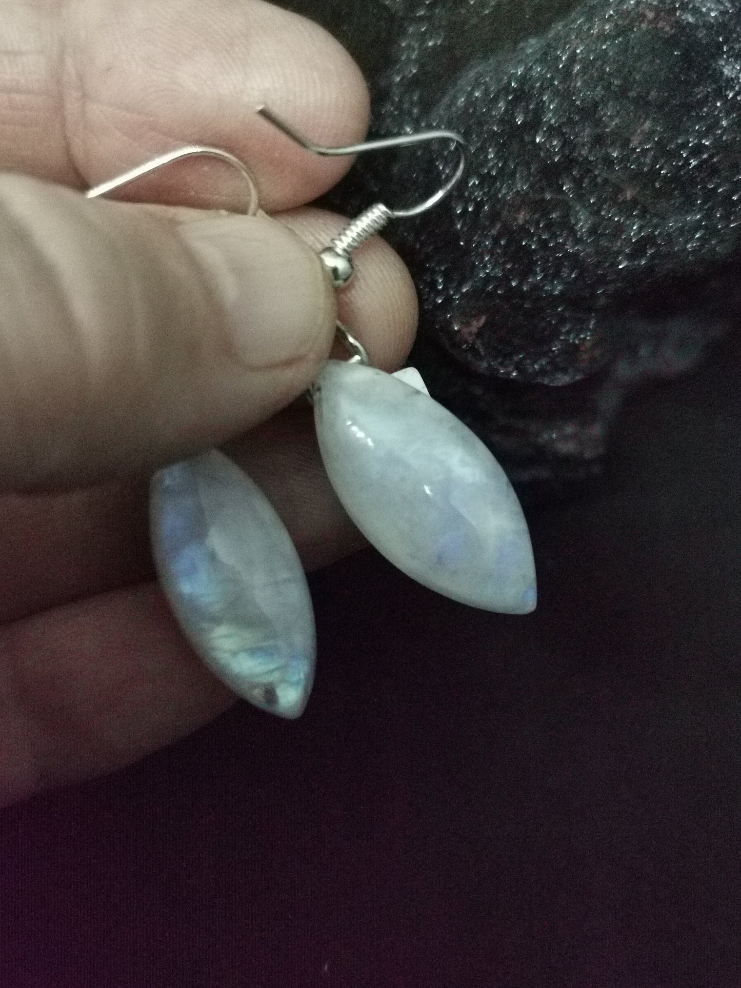 Boucle d'oreille en pierre de lune