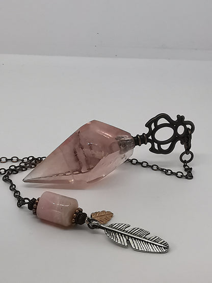 Fluorite rose-pendule de radiesthésie