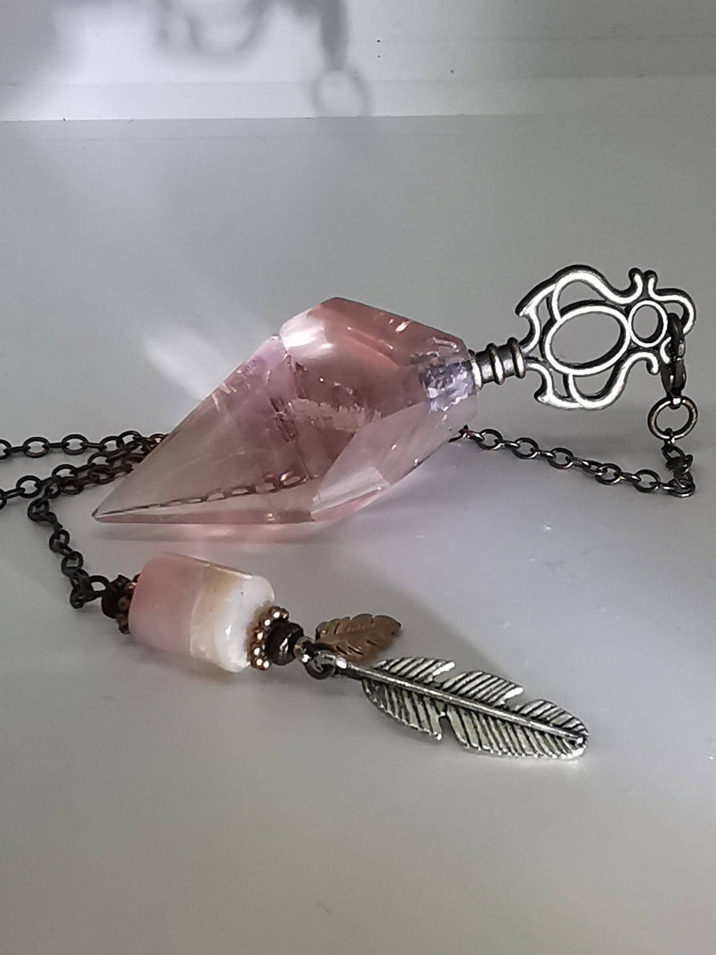 Fluorite rose-pendule de radiesthésie