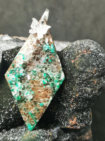 Pendentif en dioptase