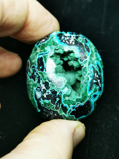 Cabochon malachite