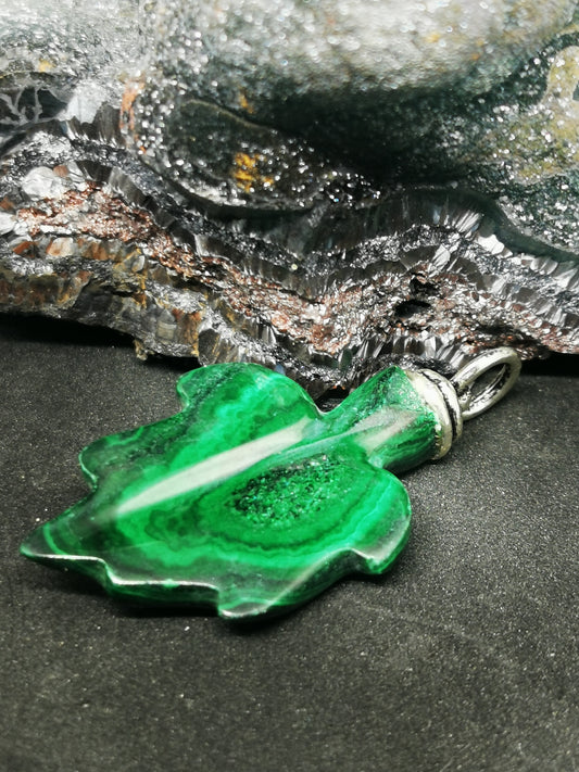Pendentif en malachite