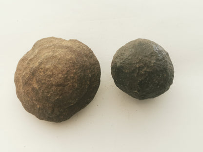 Moquis balls